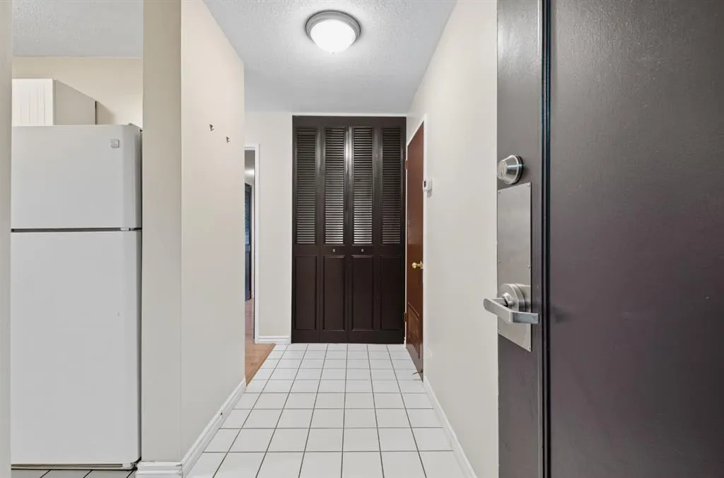 12303 Jasper Avenue NW, #1001