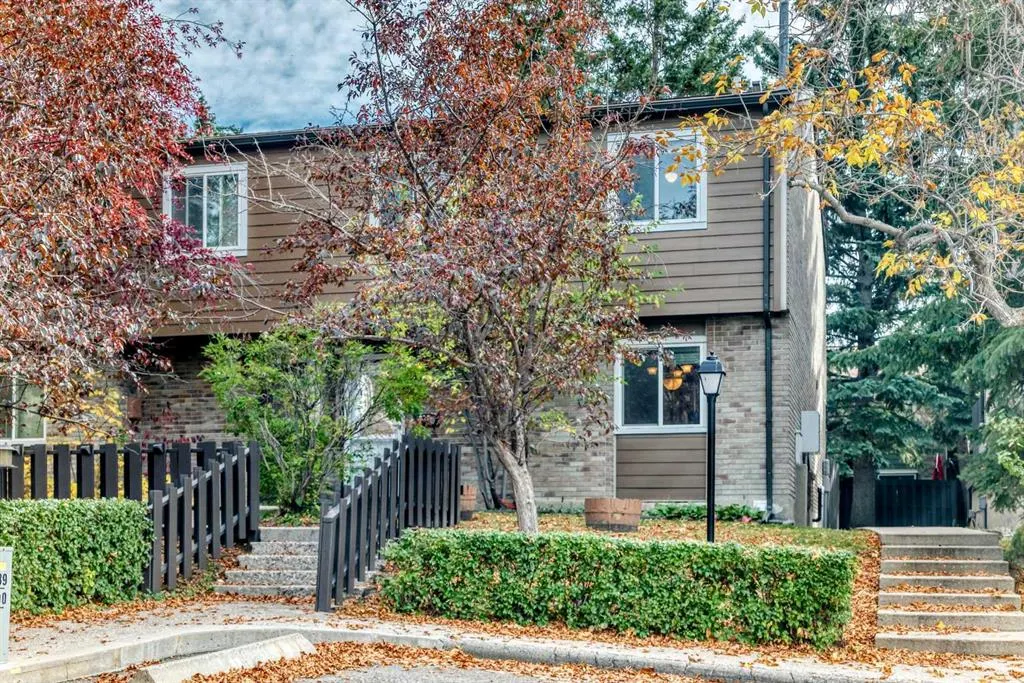 210 86 Avenue SE, #90