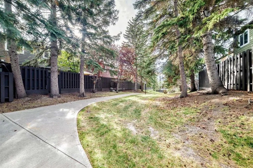 210 86 Avenue SE, #90
