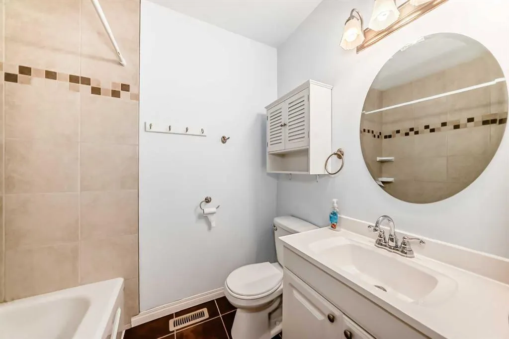 210 86 Avenue SE, #90