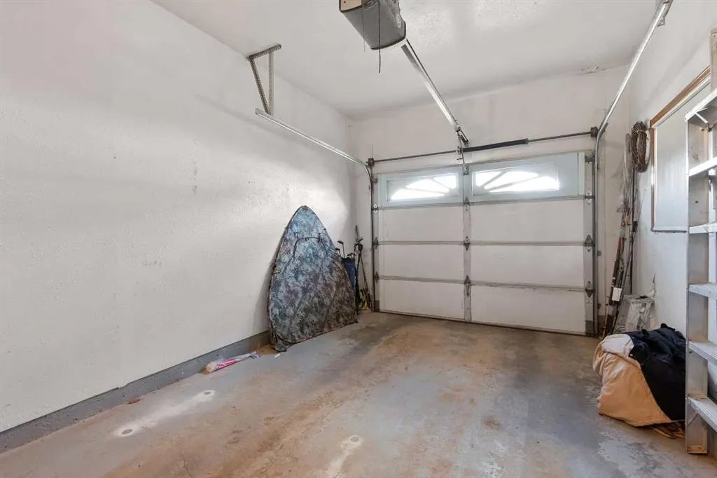 4102 Silverpark Estates Close