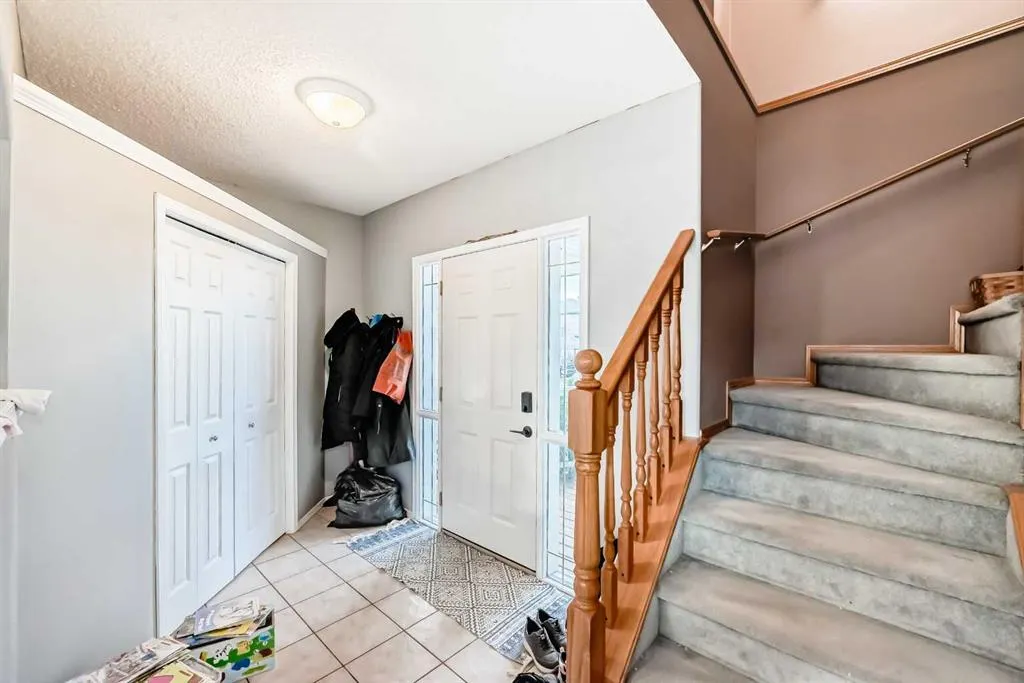 124 Creek Gardens Close NW