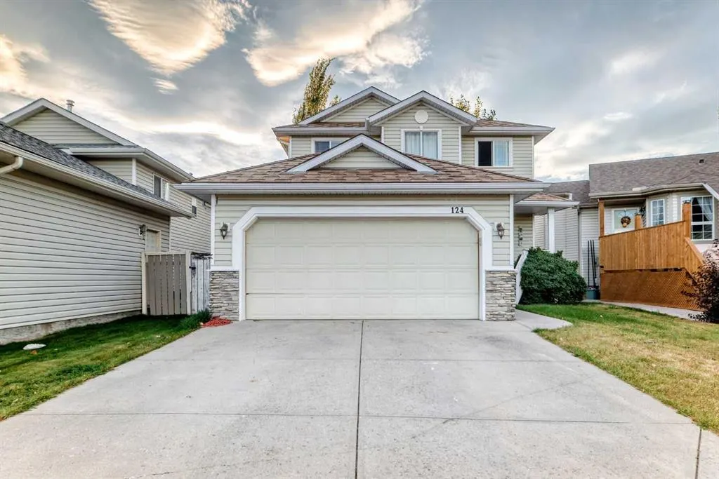 124 Creek Gardens Close NW