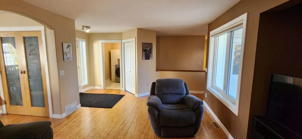1506 Walter Place