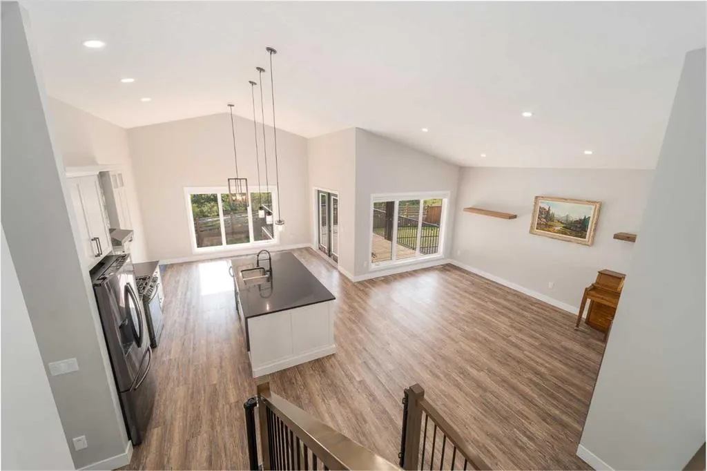 42 Riverwood Place SW