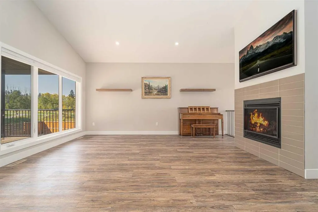 42 Riverwood Place SW