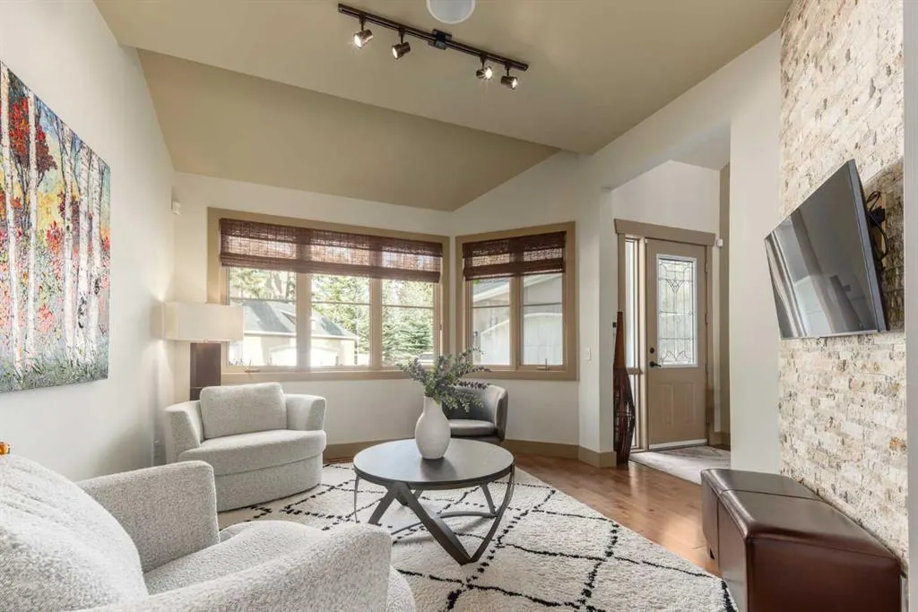 1359 69 Street SW, #15