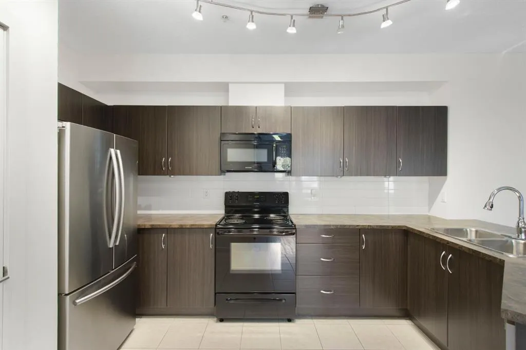 100 Cranfield Common SE, #105
