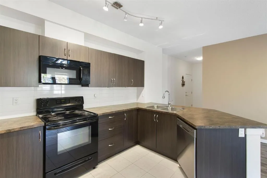 100 Cranfield Common SE, #105