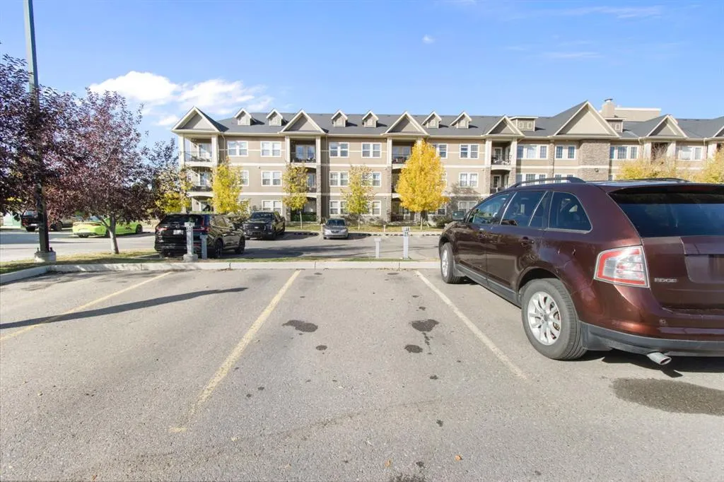100 Cranfield Common SE, #105
