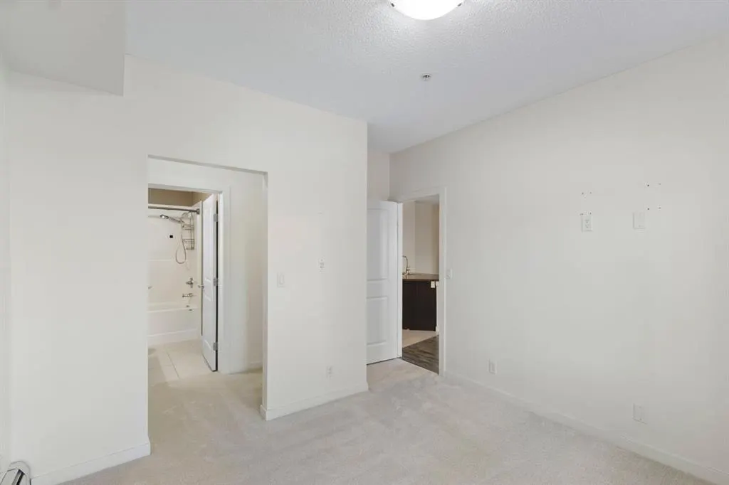100 Cranfield Common SE, #105