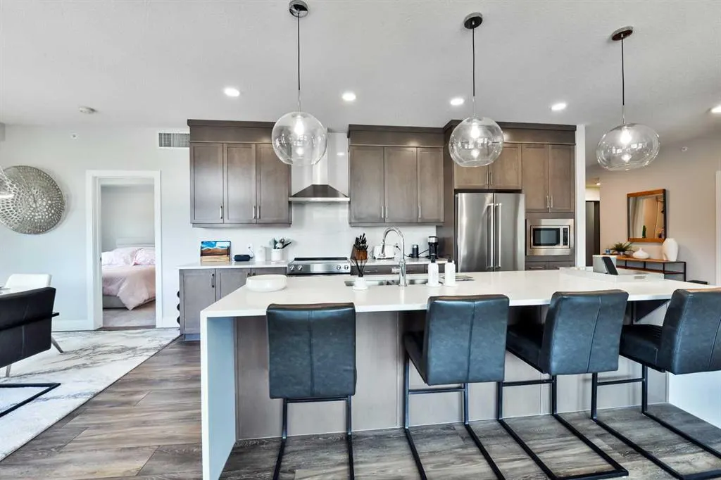 8355 19 Avenue SW, #415