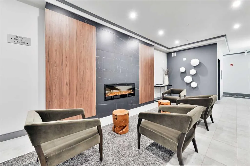8355 19 Avenue SW, #415