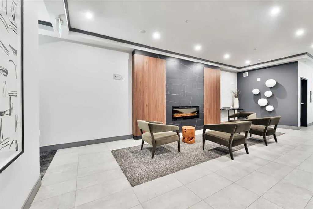 8355 19 Avenue SW, #415