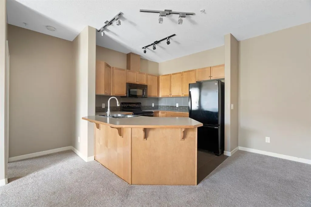 92 Crystal Shores Road, #4214