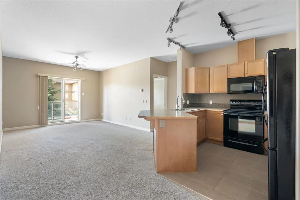 92 Crystal Shores Road, #4214