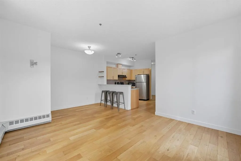 1000 15 Avenue SW, #209
