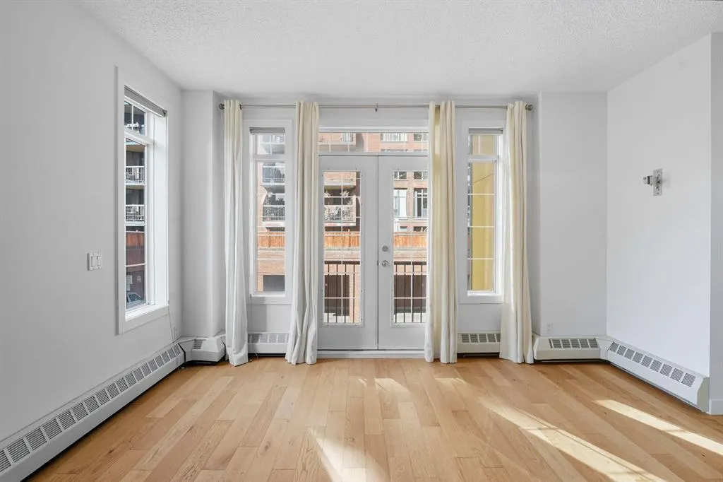 1000 15 Avenue SW, #209