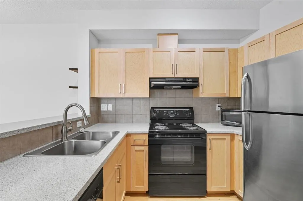 1000 15 Avenue SW, #209