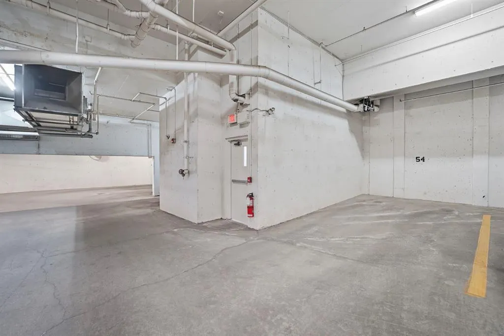 1000 15 Avenue SW, #209