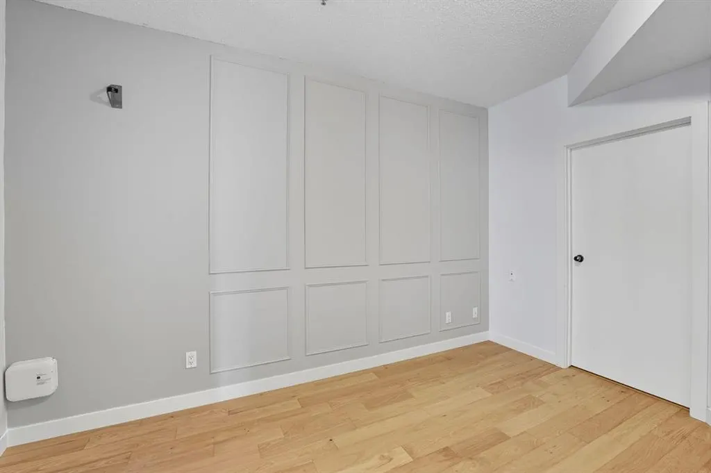 1000 15 Avenue SW, #209