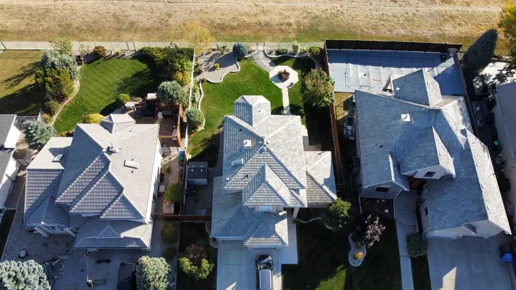 80 Canyon Boulevard W