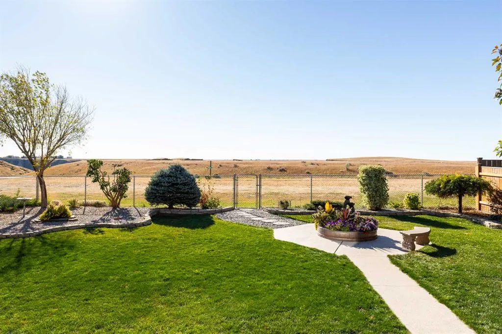 80 Canyon Boulevard W
