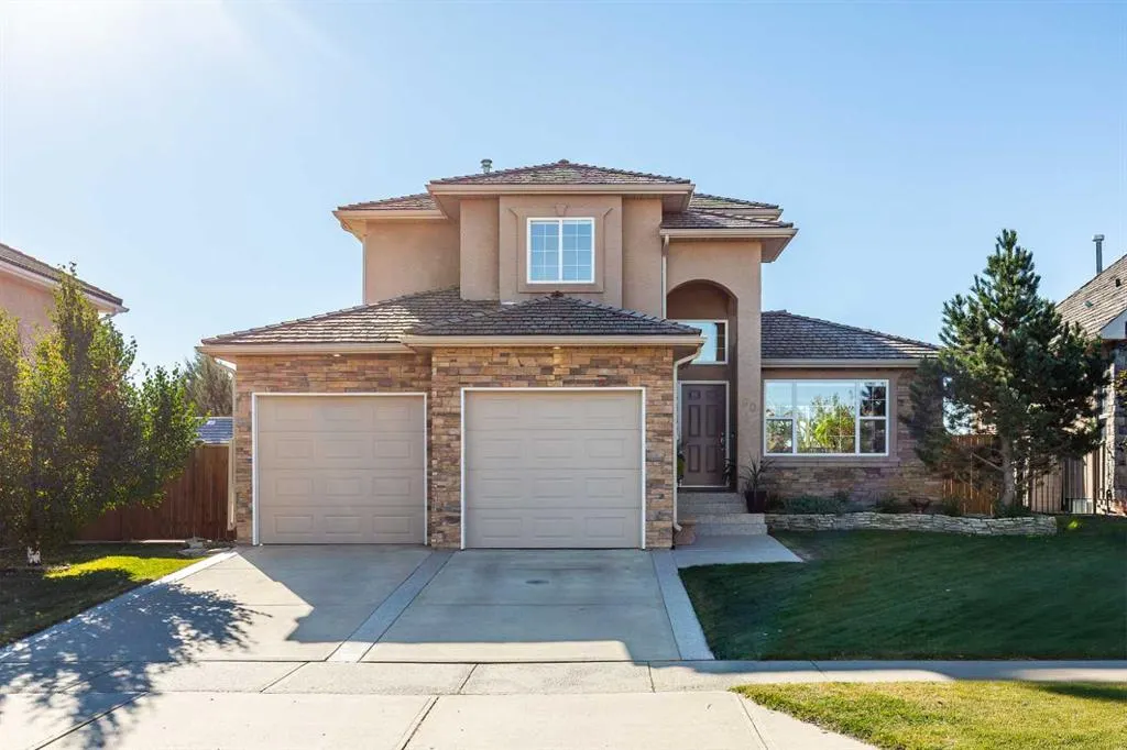 80 Canyon Boulevard W