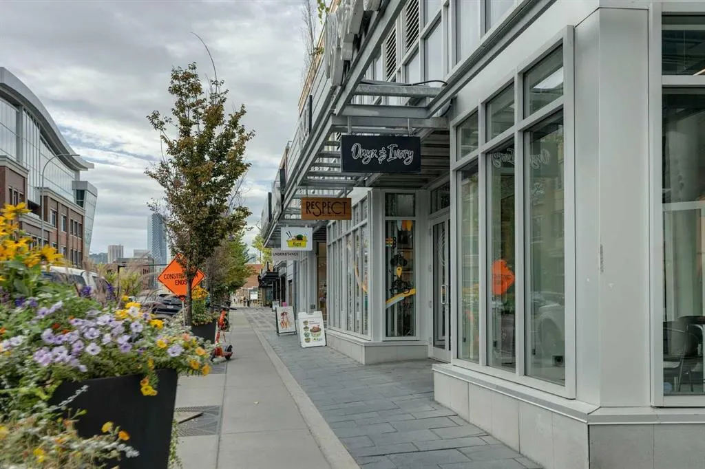 1020 9 Avenue SE, #210