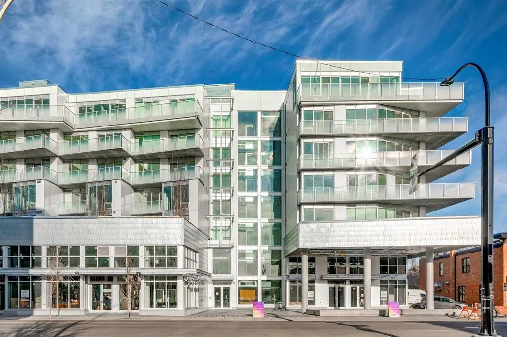 1020 9 Avenue SE, #210