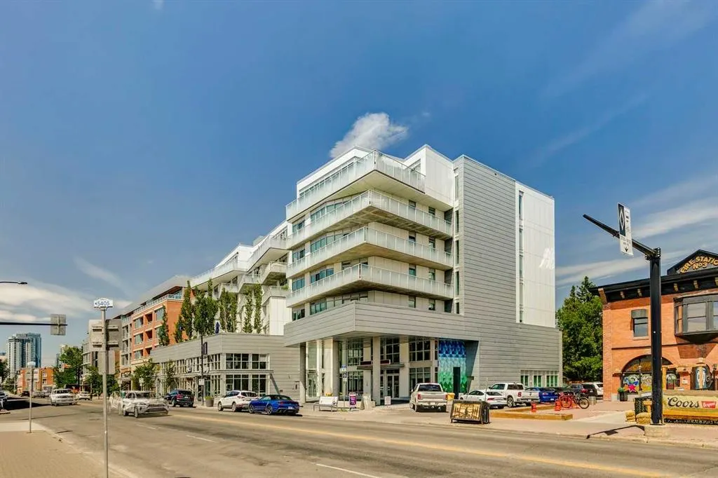 1020 9 Avenue SE, #210