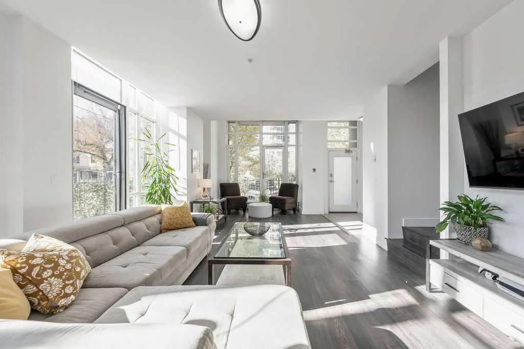 1500 7 Street SW, #103