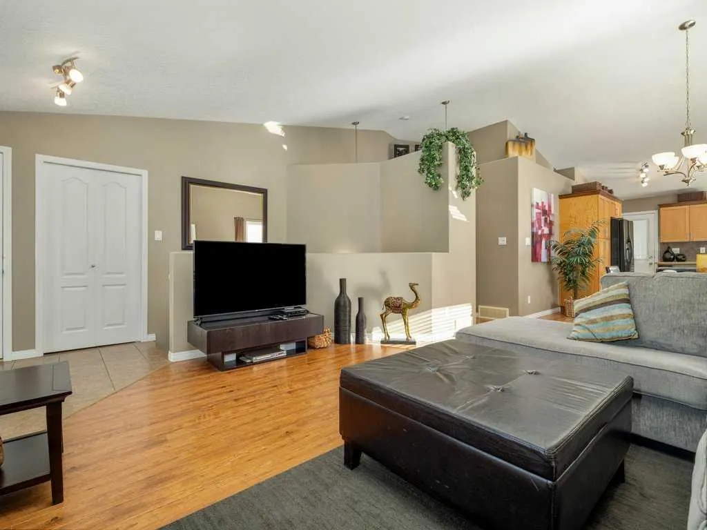 27 Rivermill Landing W