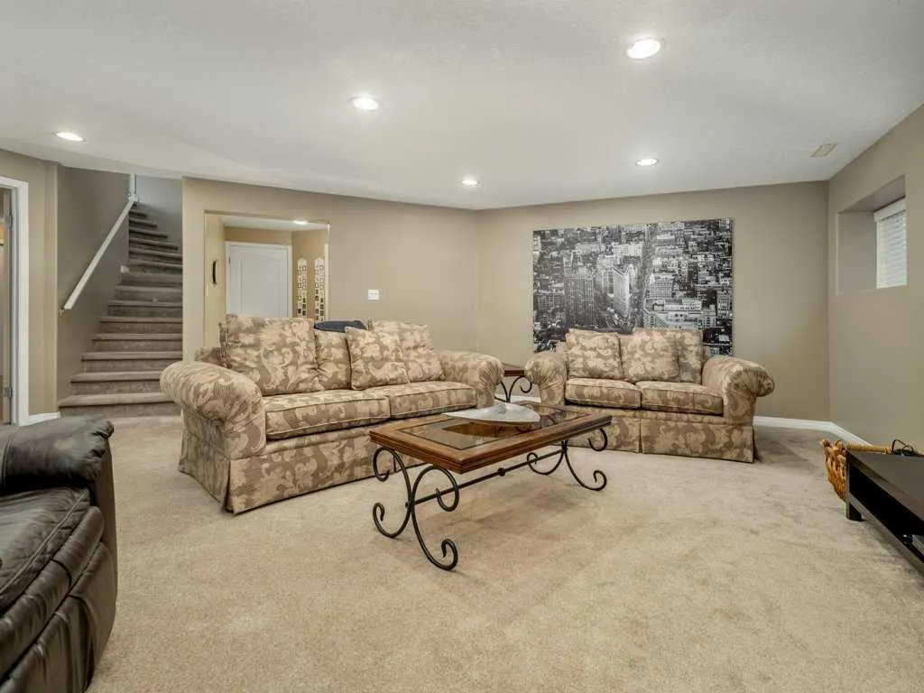 27 Rivermill Landing W