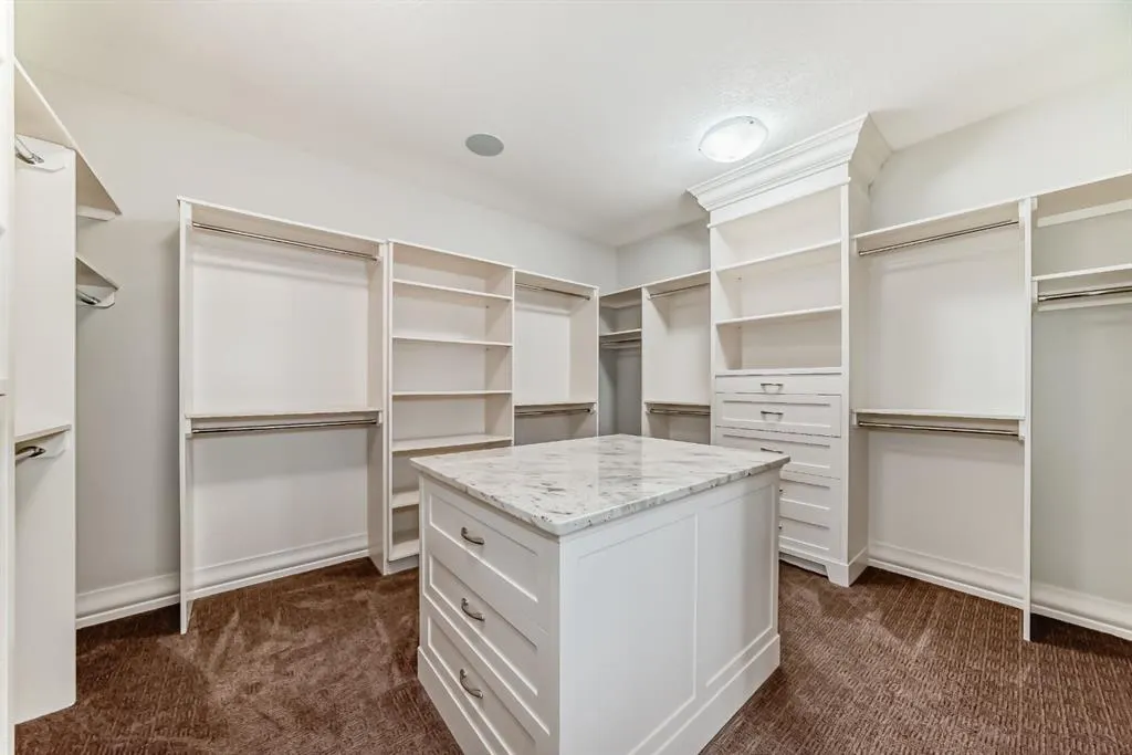 19 Aspen Ridge Heath SW