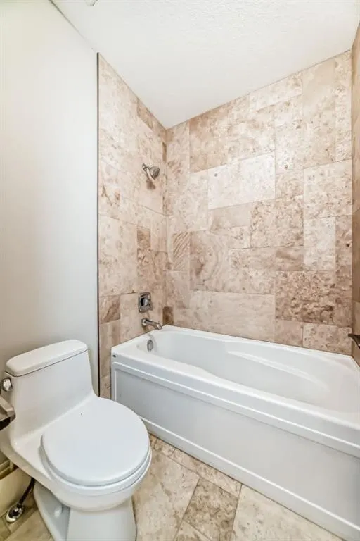 19 Aspen Ridge Heath SW