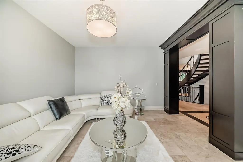 19 Aspen Ridge Heath SW