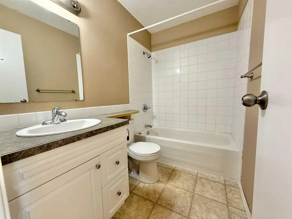 3406 20 Avenue S, #30