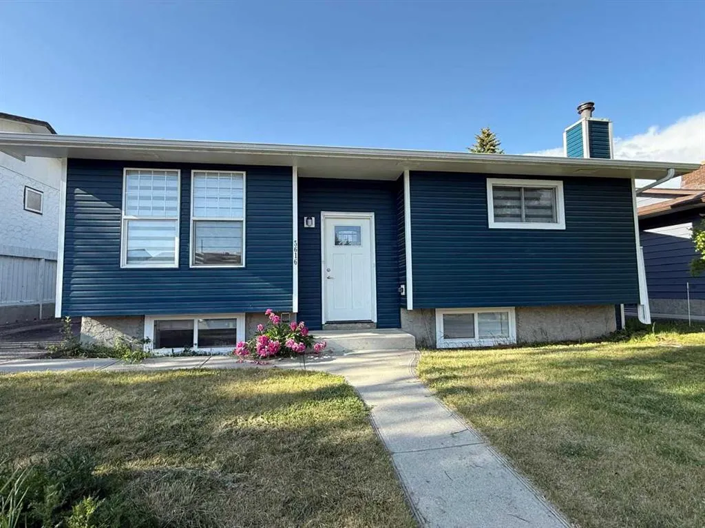 5616 Maidstone Crescent NE