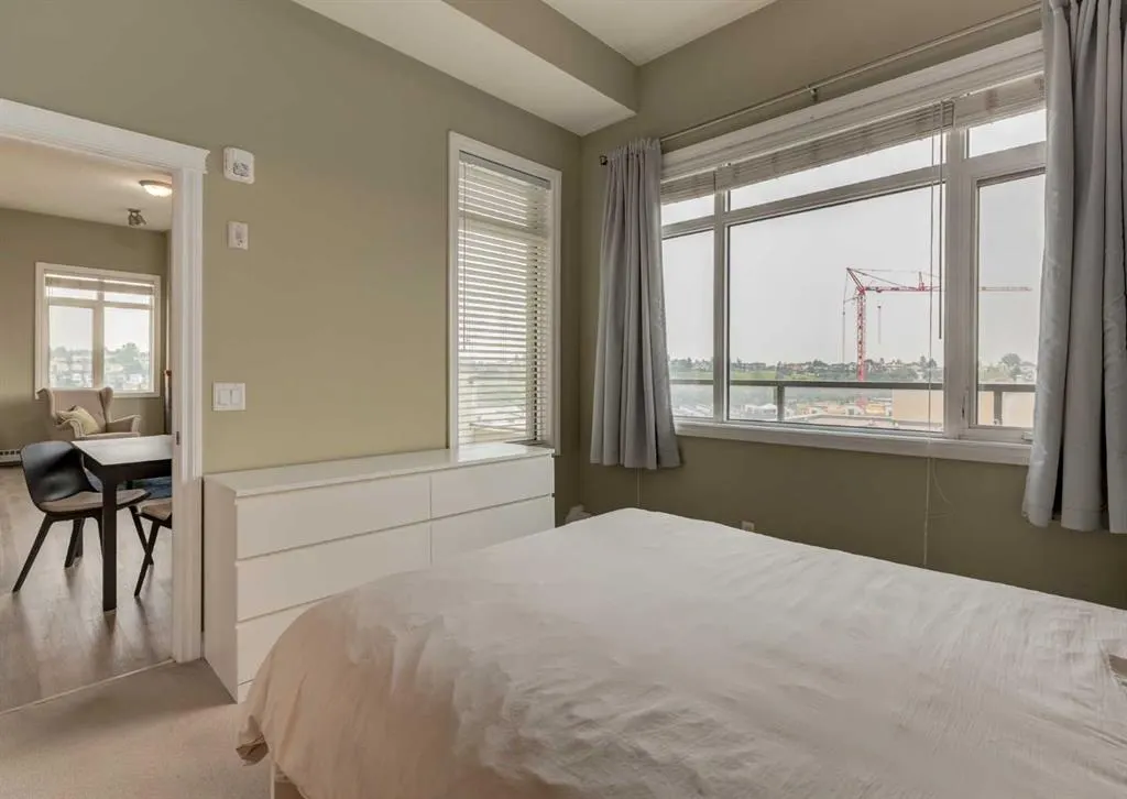 990 Centre Avenue NE, #628