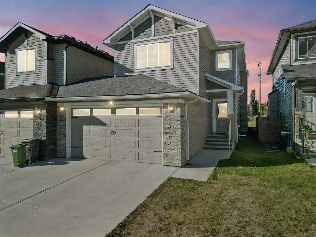 743 Edgefield Crescent