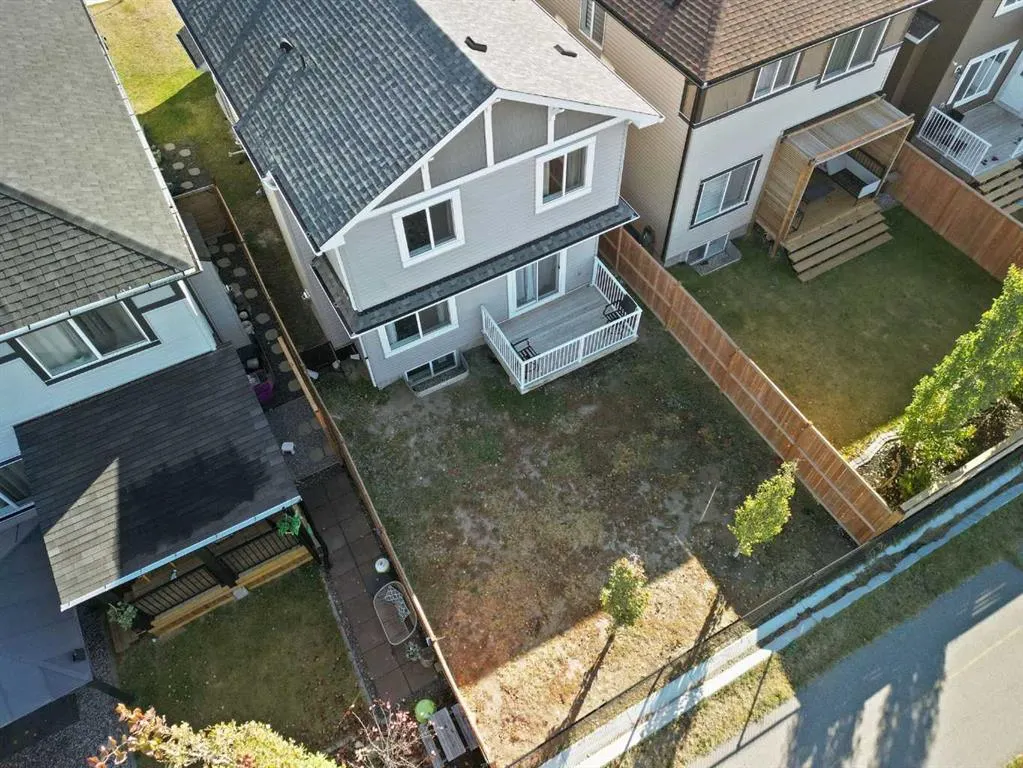 743 Edgefield Crescent