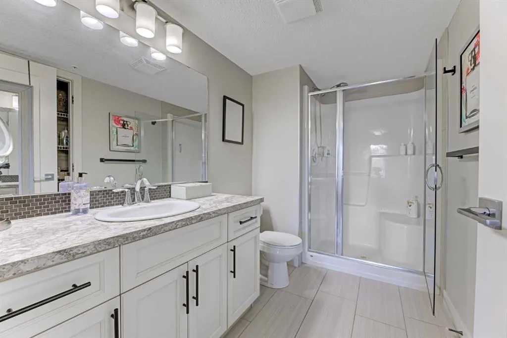 5029 Edgemont Boulevard NW, #210