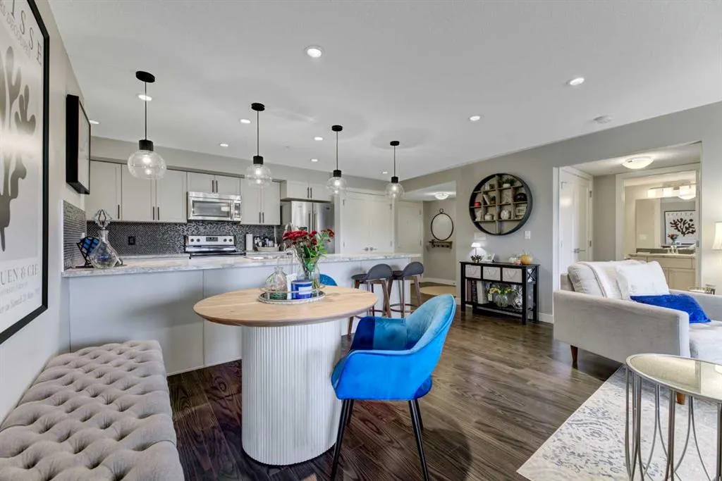 5029 Edgemont Boulevard NW, #210