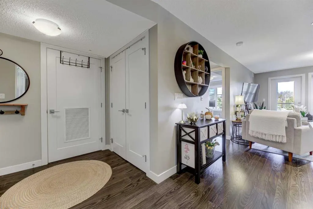 5029 Edgemont Boulevard NW, #210