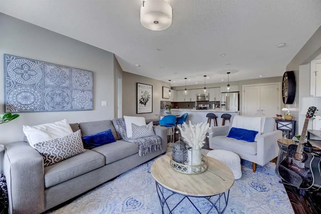 5029 Edgemont Boulevard NW, #210