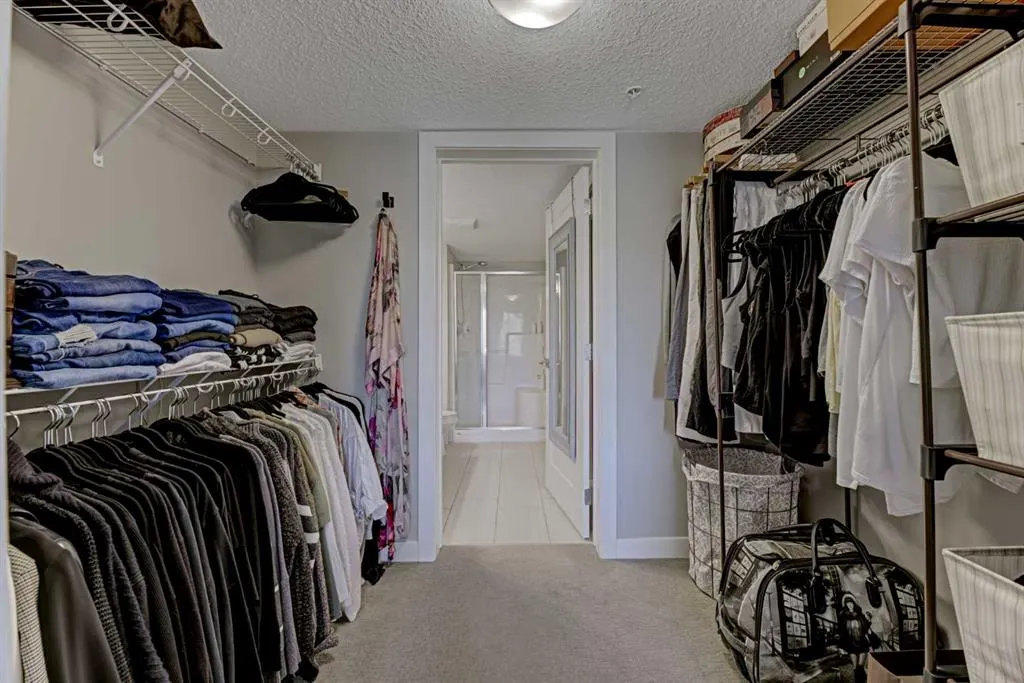 5029 Edgemont Boulevard NW, #210