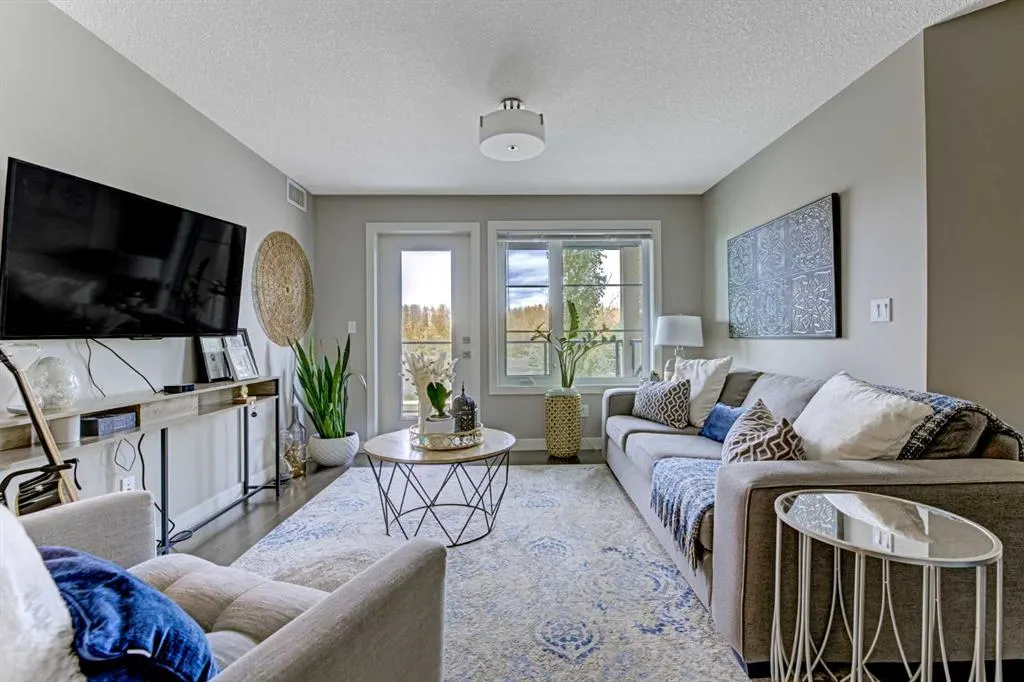 5029 Edgemont Boulevard NW, #210
