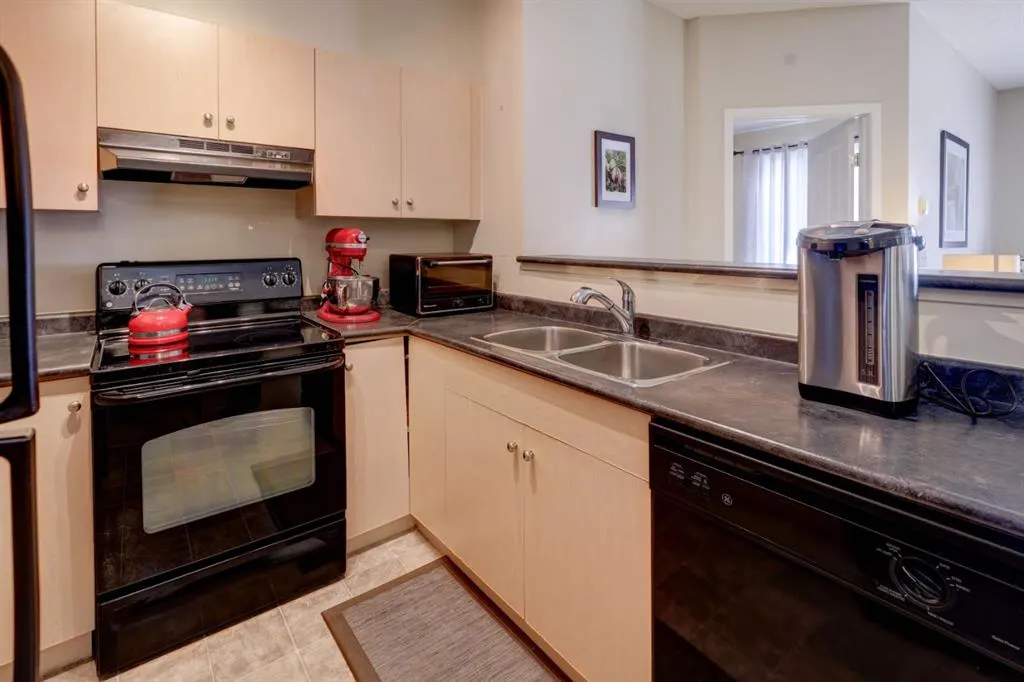 1140 Taradale Drive NE, #1413