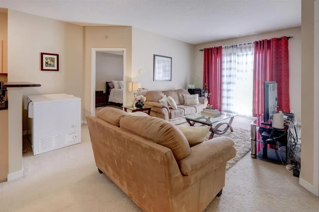 1140 Taradale Drive NE, #1413